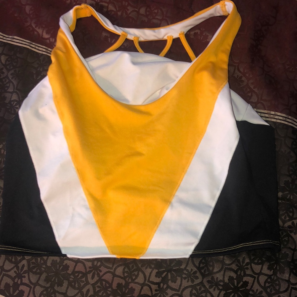 VS sports bra